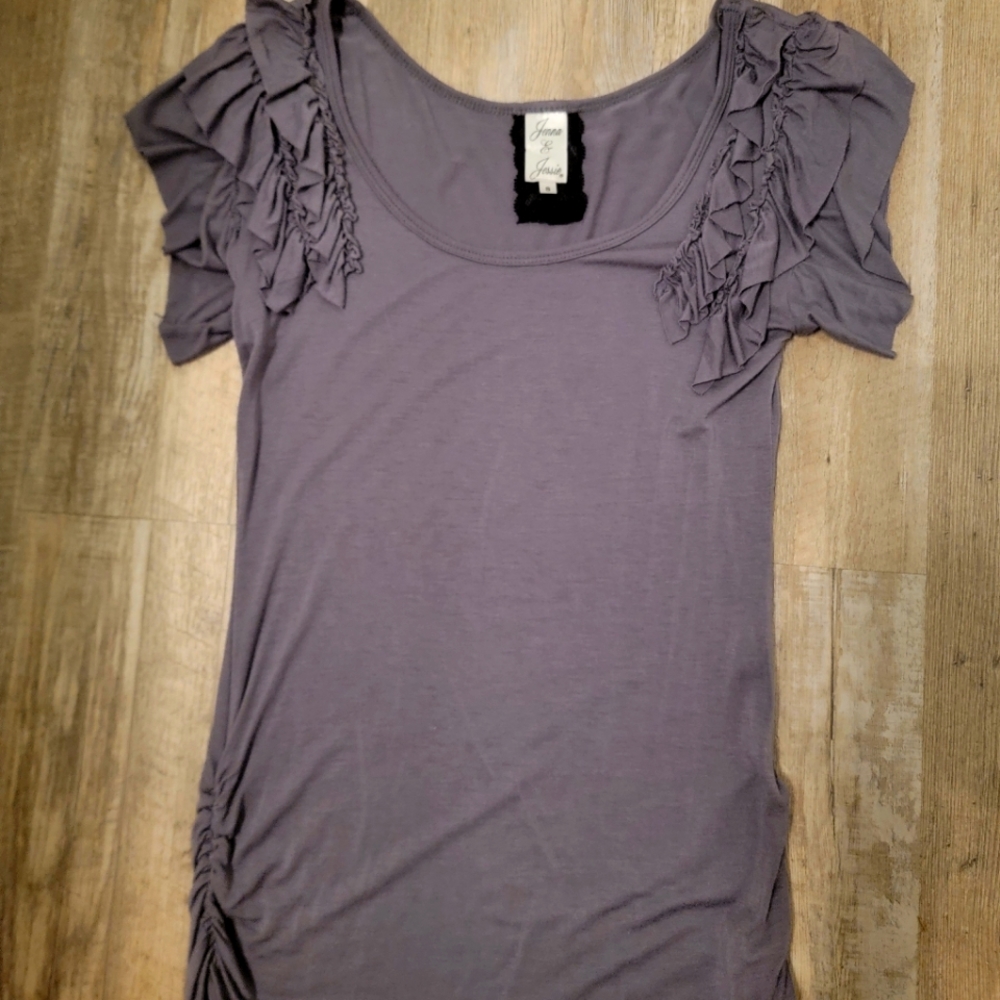 Ruffle shoulder Top